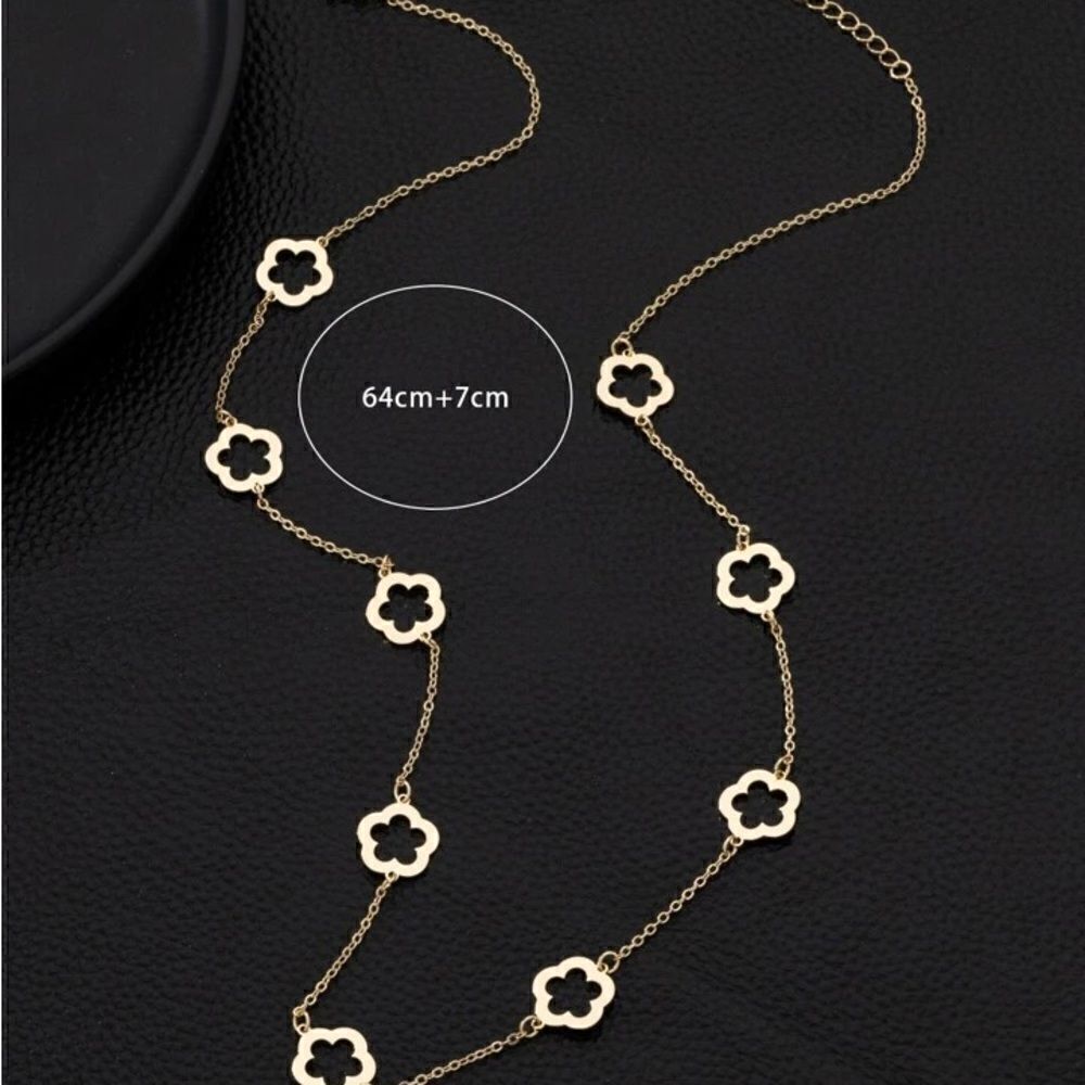 Four Leaf Clover Necklace - Picture 6 of 7